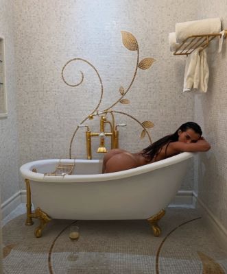 Николь 18+ ♂️♀️, фото с сайта sexasurgut.com