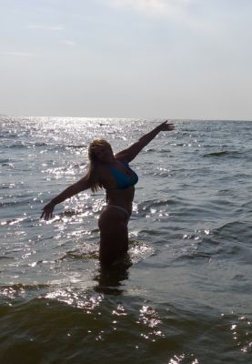 Девушка Eve  (Сургут), 8 953 480-92-20