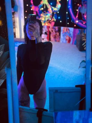 Девушка Дарина (Сургут), 8 932 476-51-20