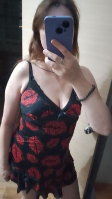 шлюха Вика Новенькая  (Сургут)