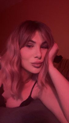 Соня с Сюрпризом — фото и отзывы о девушке