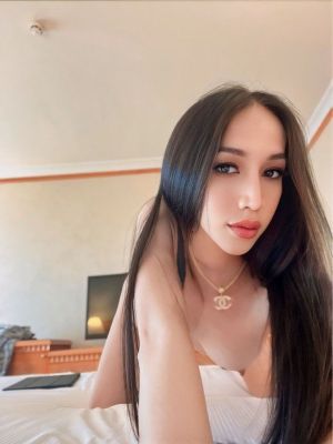 Знакомства в Сургуте — АСЯ СЮРПРИЗОМ, 25 лет