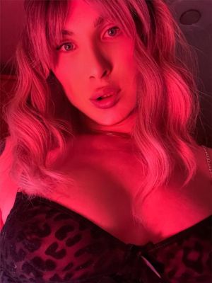 Соня с Сюрпризом, возраст: 24 рост: 180, вес: 70