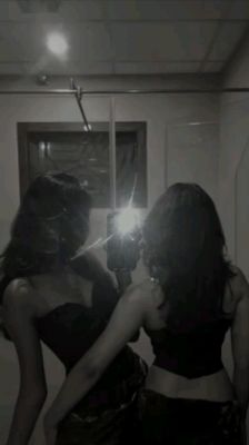 фотка 2 подруги (инди)