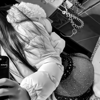 2 подруги, 8 922 412-95-84