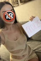 Проститутка Яна (21 лет, Сургут)